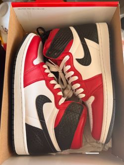 Air Jordan 1 High OG Snake Skin Sneakers Size 9.5m