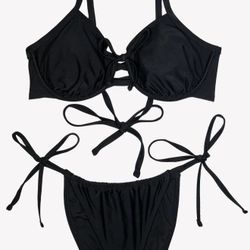 Big Bottom Girlies! Underwire Bikini Top And String Bikini Set | Black Hue
