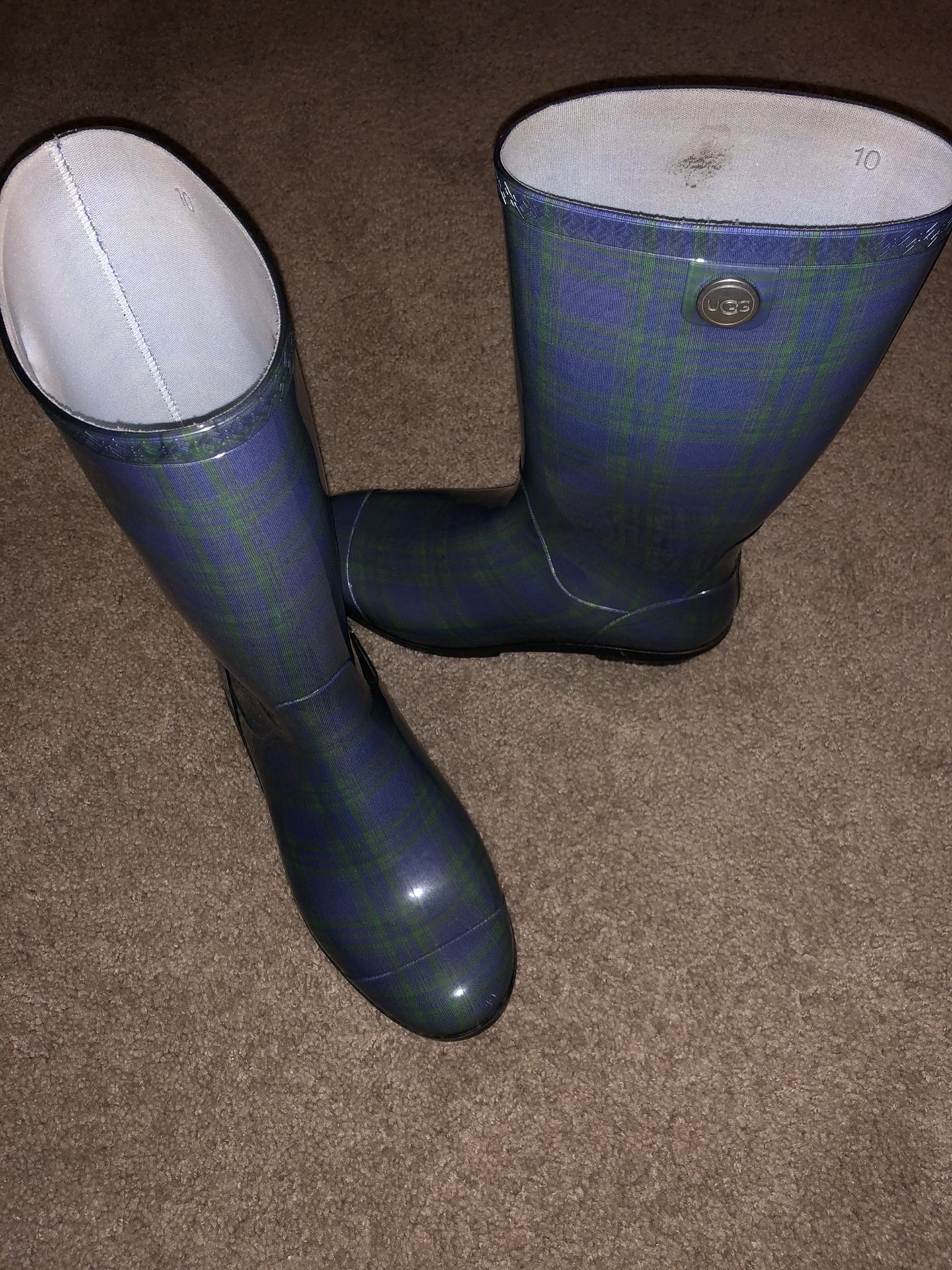 UGG Rain Boots size 10