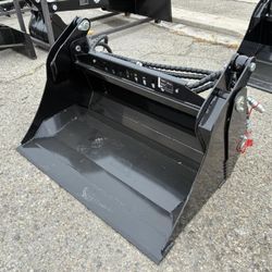4 In 1 Mini Skid Steer Bucket