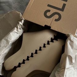 Yeezy Slide Pure Sizes 11,10,9,8