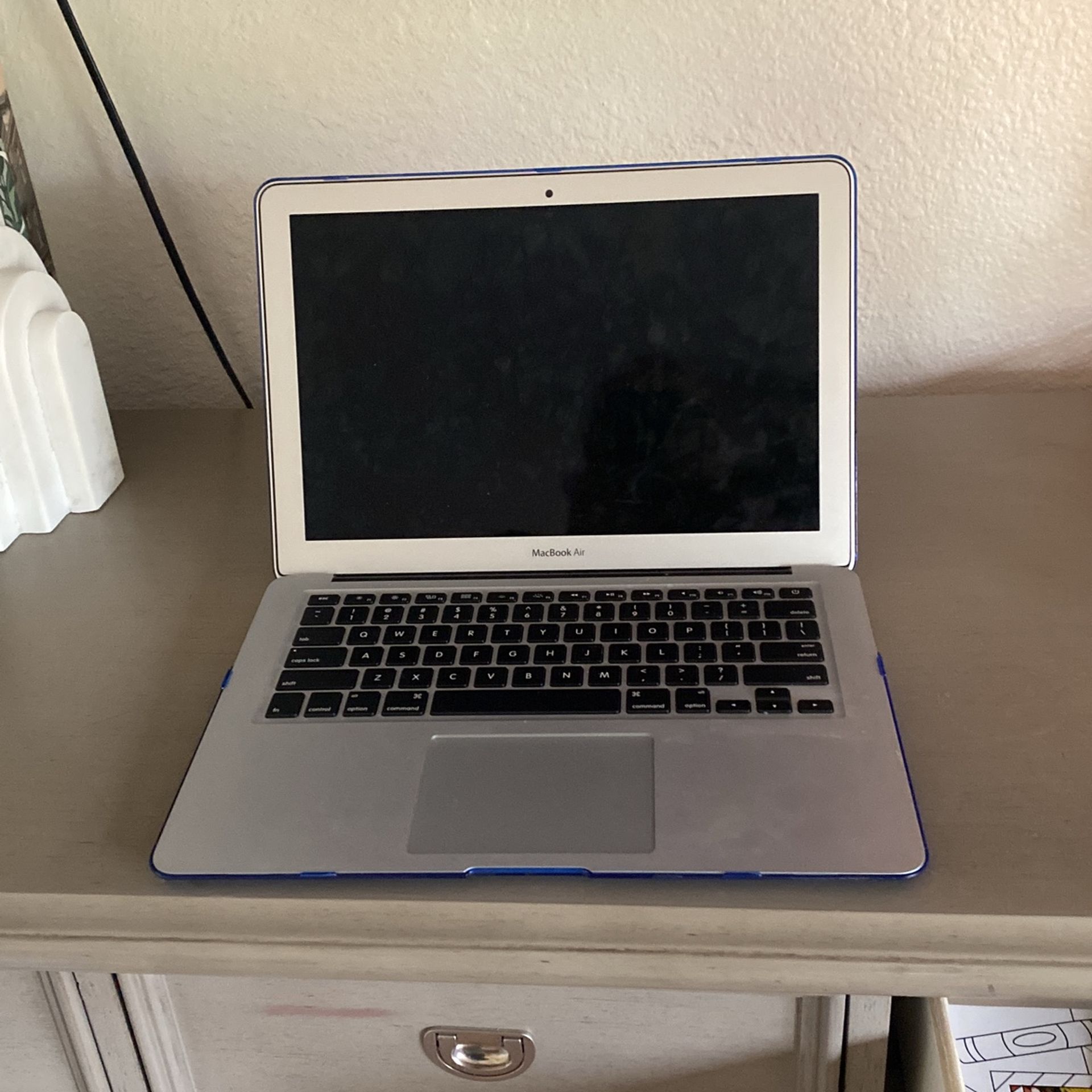 MacBook Air Laptop