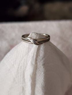 STERLING SILVER RING ENGRAVED WITH THE WORD BELIEVE