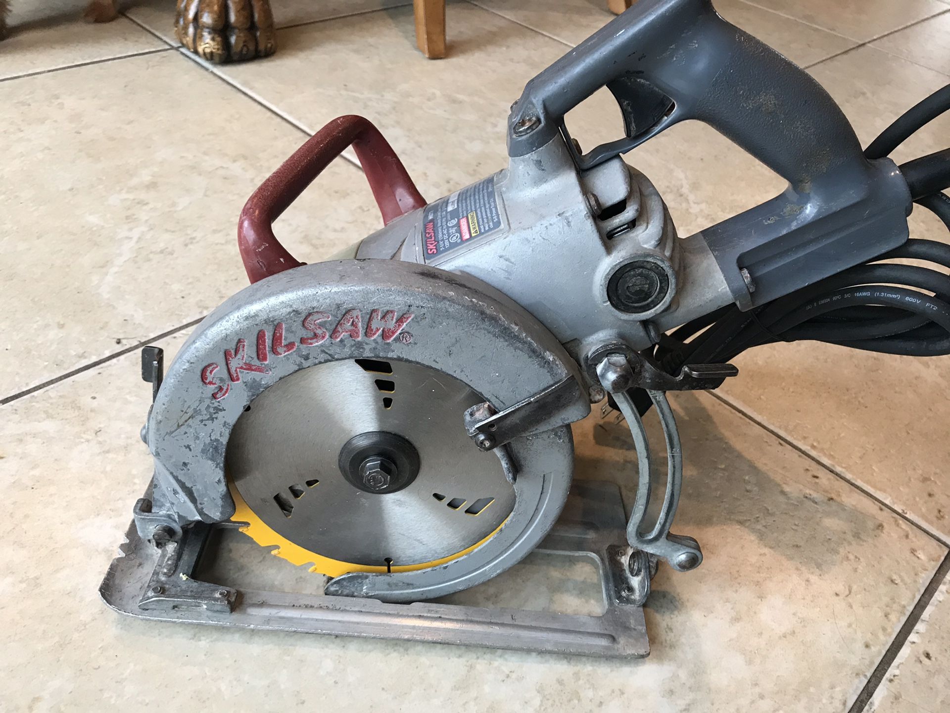 Hd77 skilsaw online