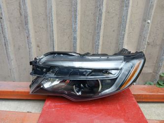 2016-2020 Honda Pilot Headlight Left Side Used Oem