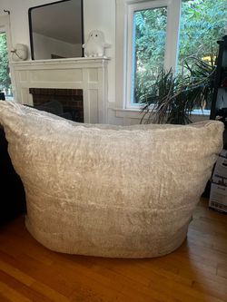 Lovesac Pillowsac - Snow Owl