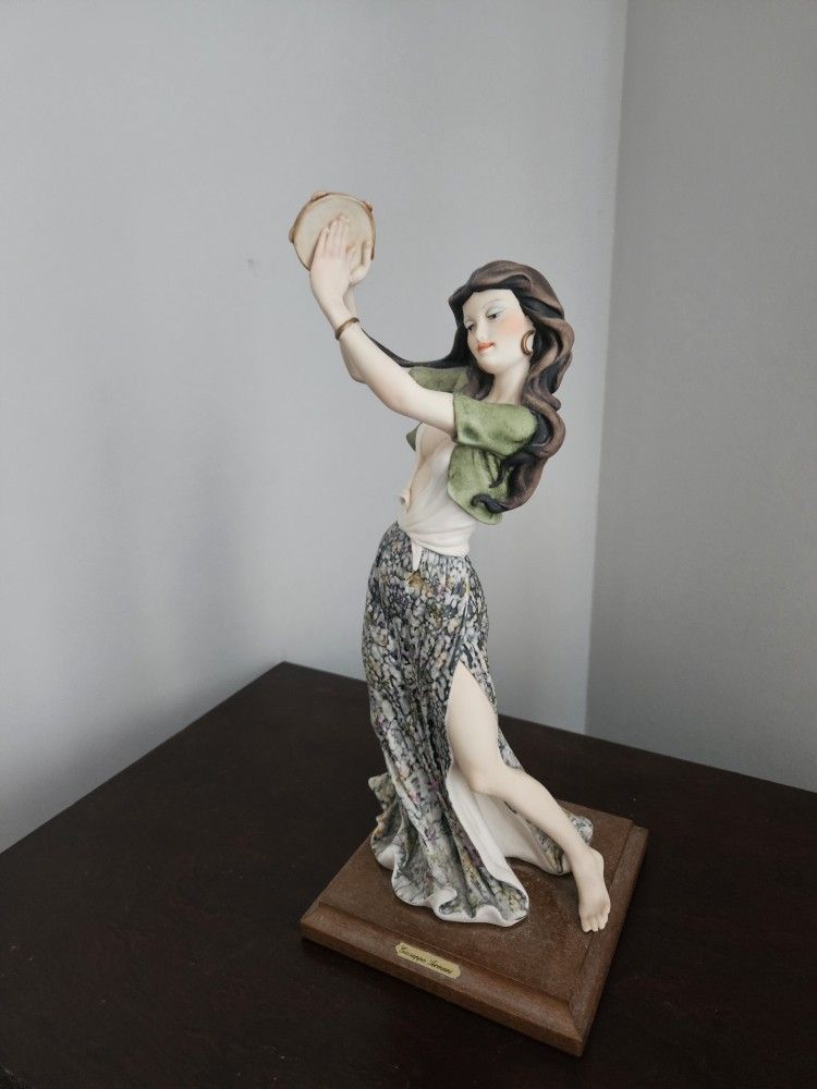 Original Giuseppe Armani Italian Statues