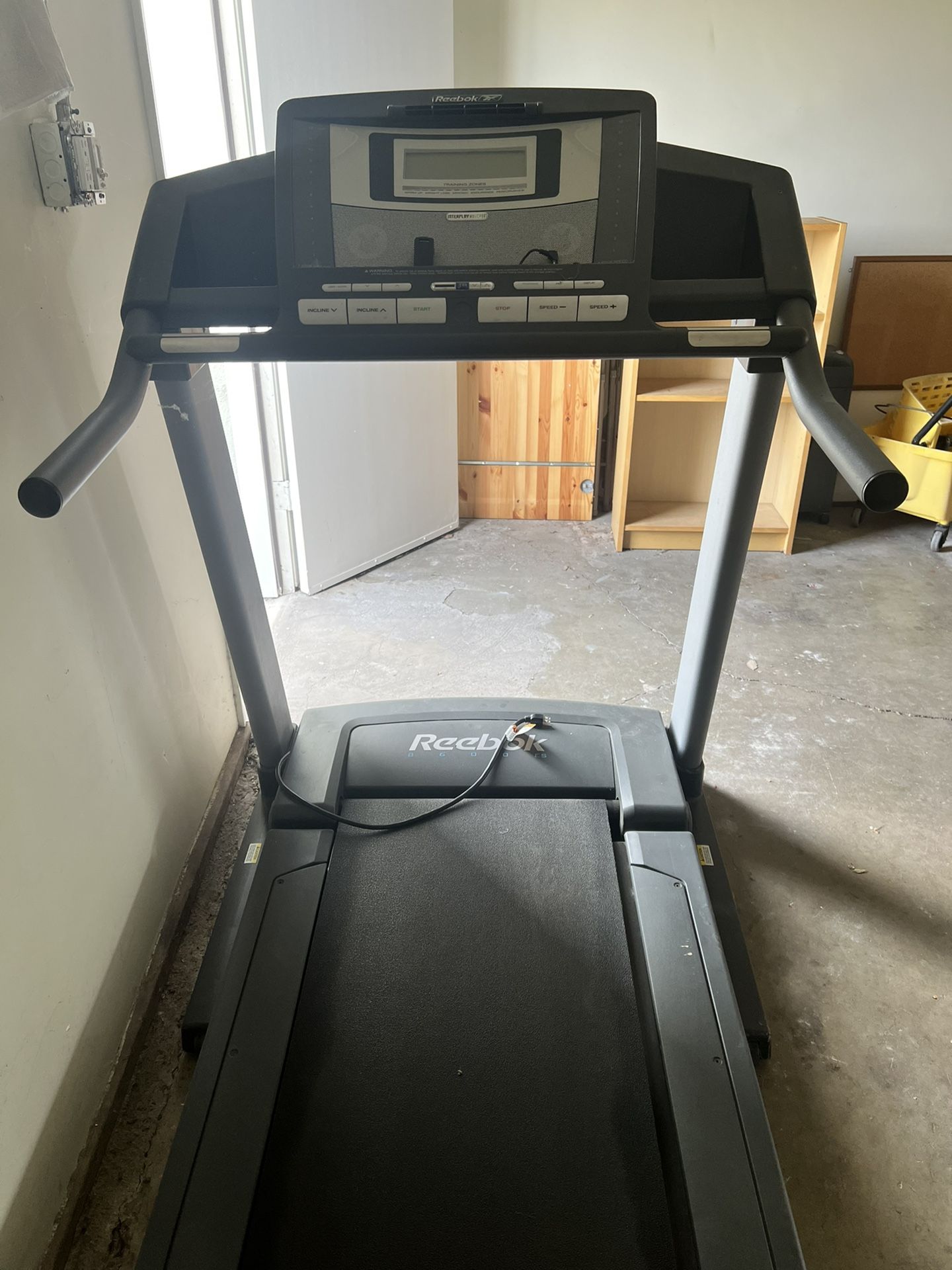 Reebok 8600 es treadmill new arrivals