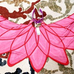 Cape & Eye Mask For Playing Dress Up 