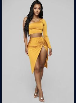 Looking Amazing Skirt & Top