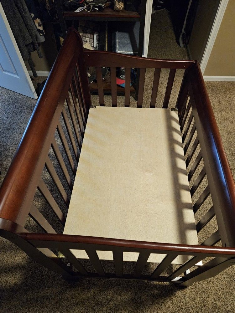 Wood Mini Crib