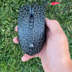 Light strike A70 gaming mouse