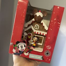 Disney LED Christmas Village Mickey & Minnie Mouse Gingerbread House 2025 Aldis
