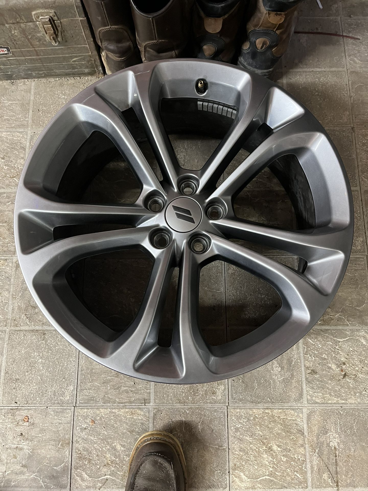 20” Dodge Challenger Rims!!!!