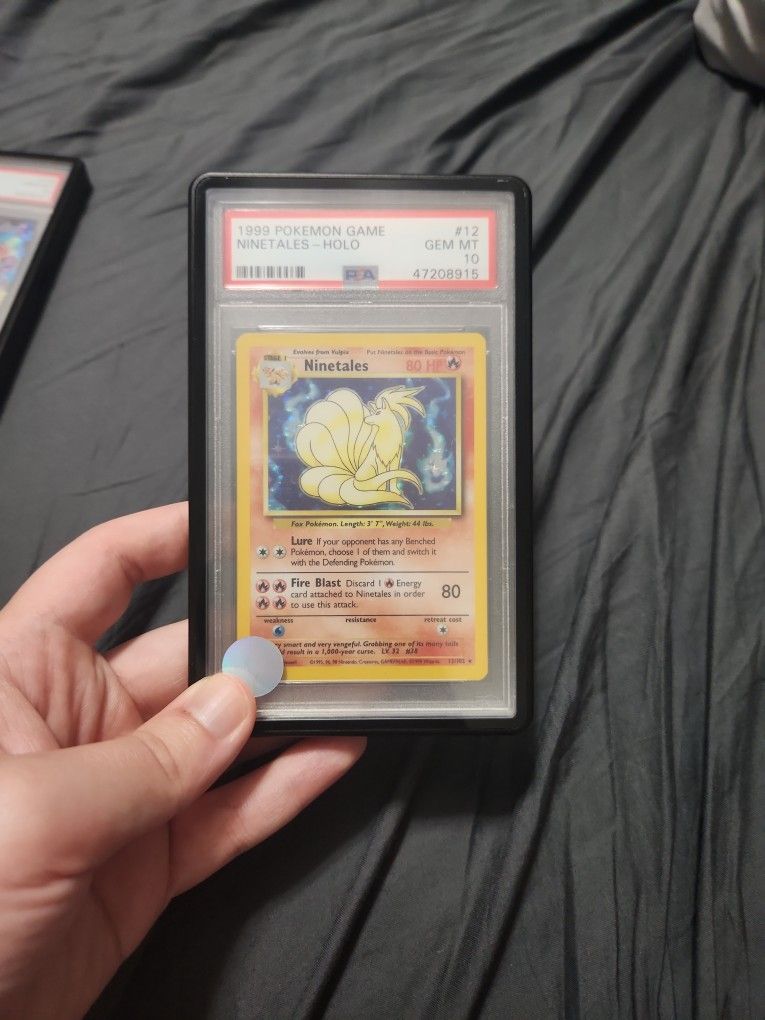 BASE SET UNLIMITED NINETALES POKEMON TCG PSA 10