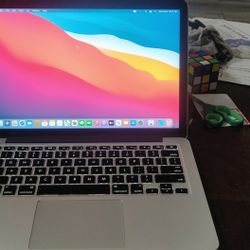 MacBook Pro 13" Retina Late 2013 Intel Core i5@ 2.4 GHz,4GB Ram,128GB SSD, macOS Big Sur. Comes with Charger.