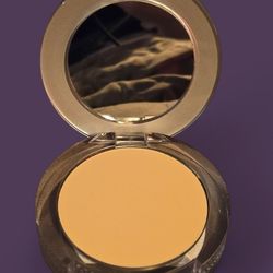 PÜR 4-in-1 Pressed Mineral Powder SPF 15 Ivory 
