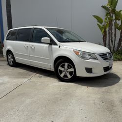 2011 Volkswagen Routan