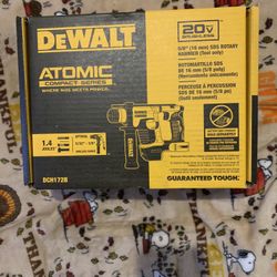 Dewalt Atmoic  5/8 (16 Mm)  Sds Rotary Hammer 