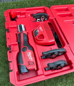Milwaukee M12 12-Volt Lithium-Ion FORCE LOGIC Press Tool Kit w/ CTS Copper Jaws