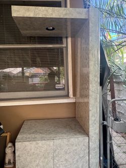 2 grey shelves with lights FOR FREE