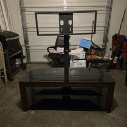 Glass Shelves With Tv Mount 