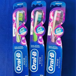Oral B Toothbrushes