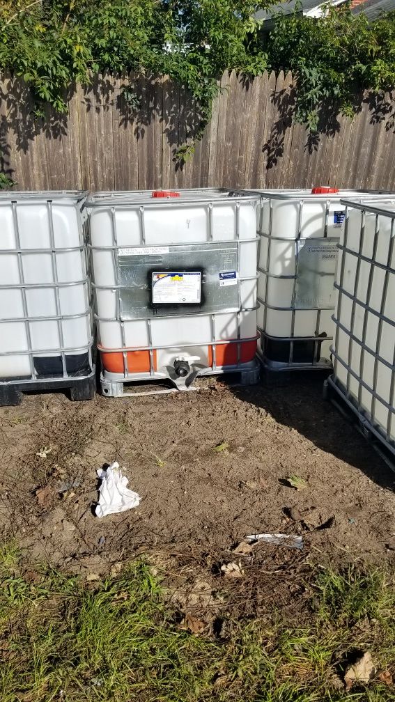 275 gallon tank