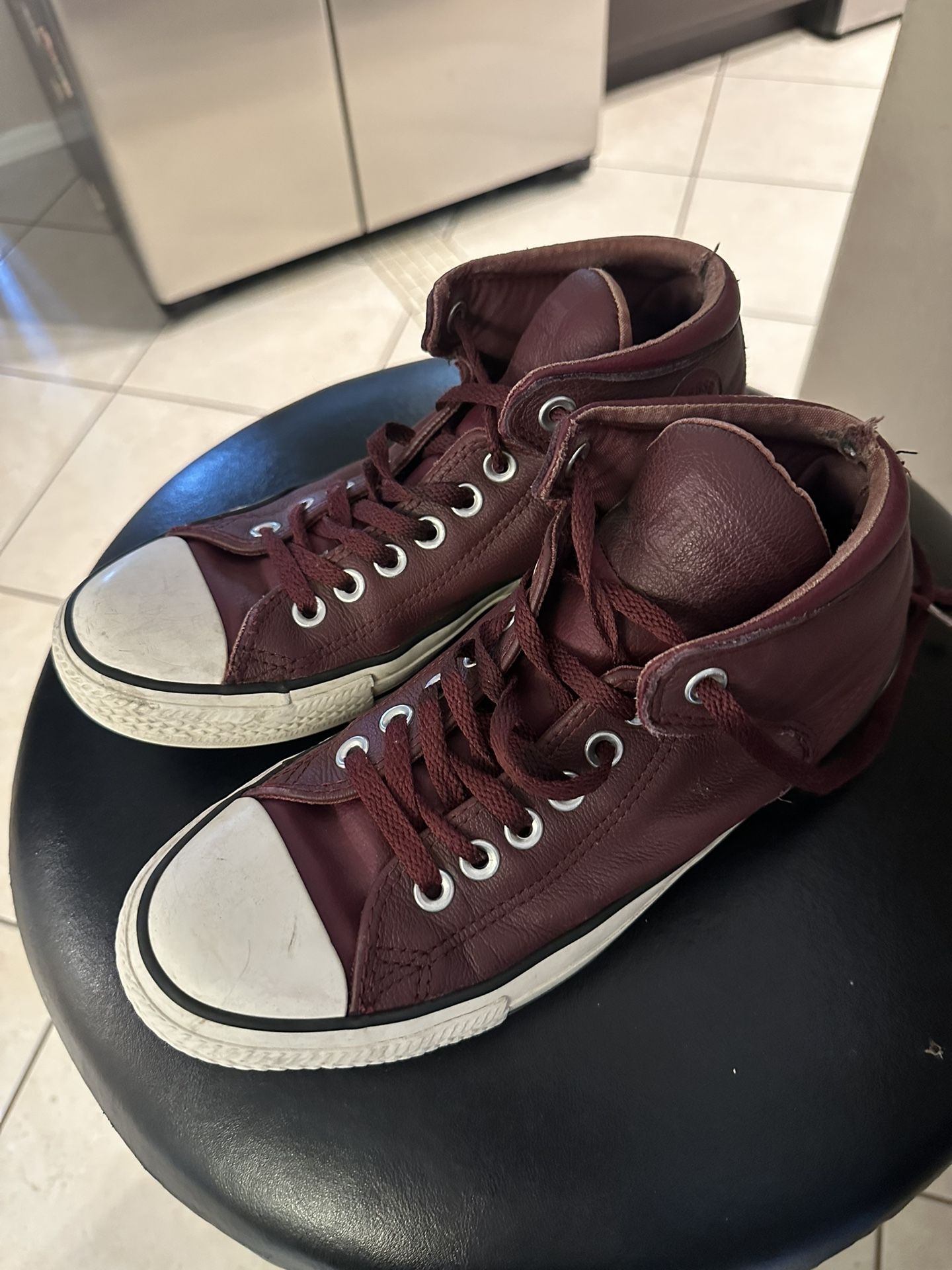 Converse All Stars High Top Dark Red