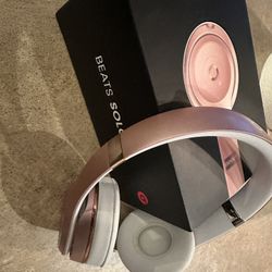 Beats Solo3 Wireless Headphones - Rose Gold