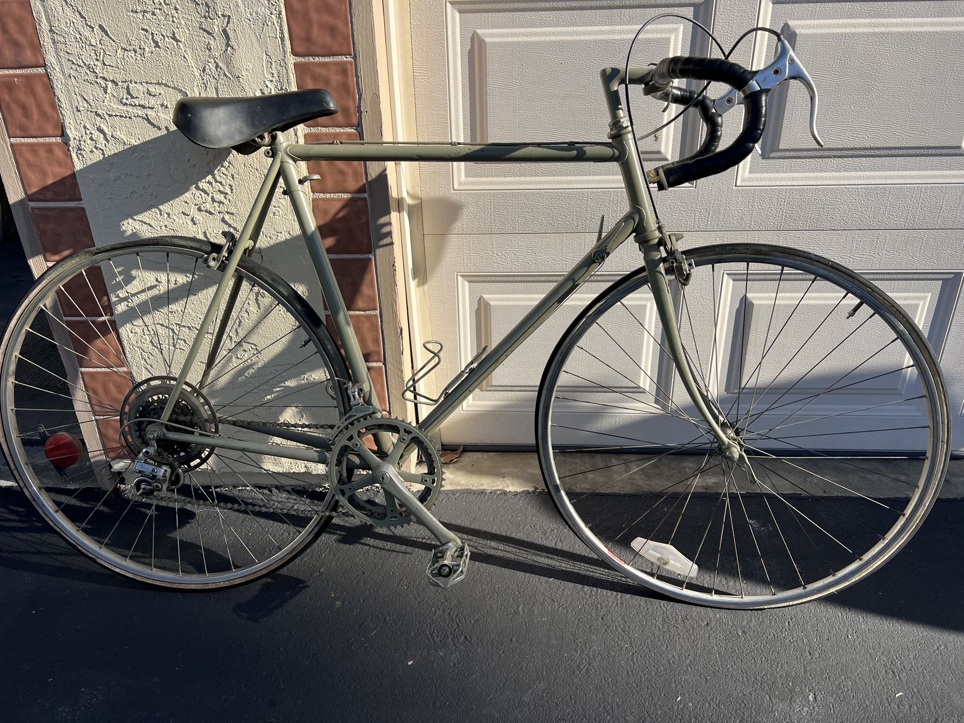 Bikes -1 Adult & 1 Kids