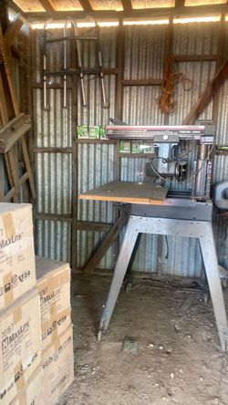 Radial saw