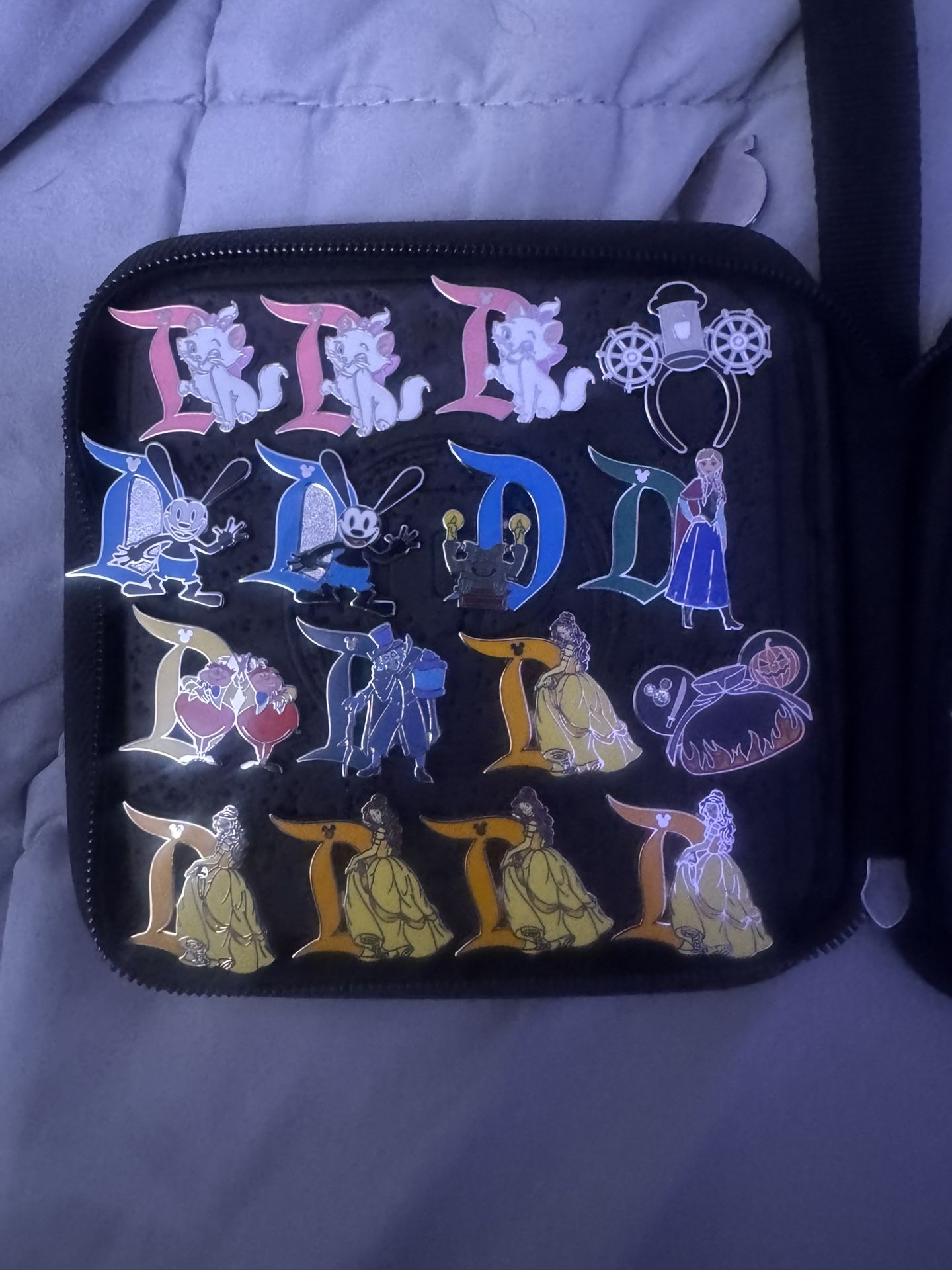 Disney Pins Trades