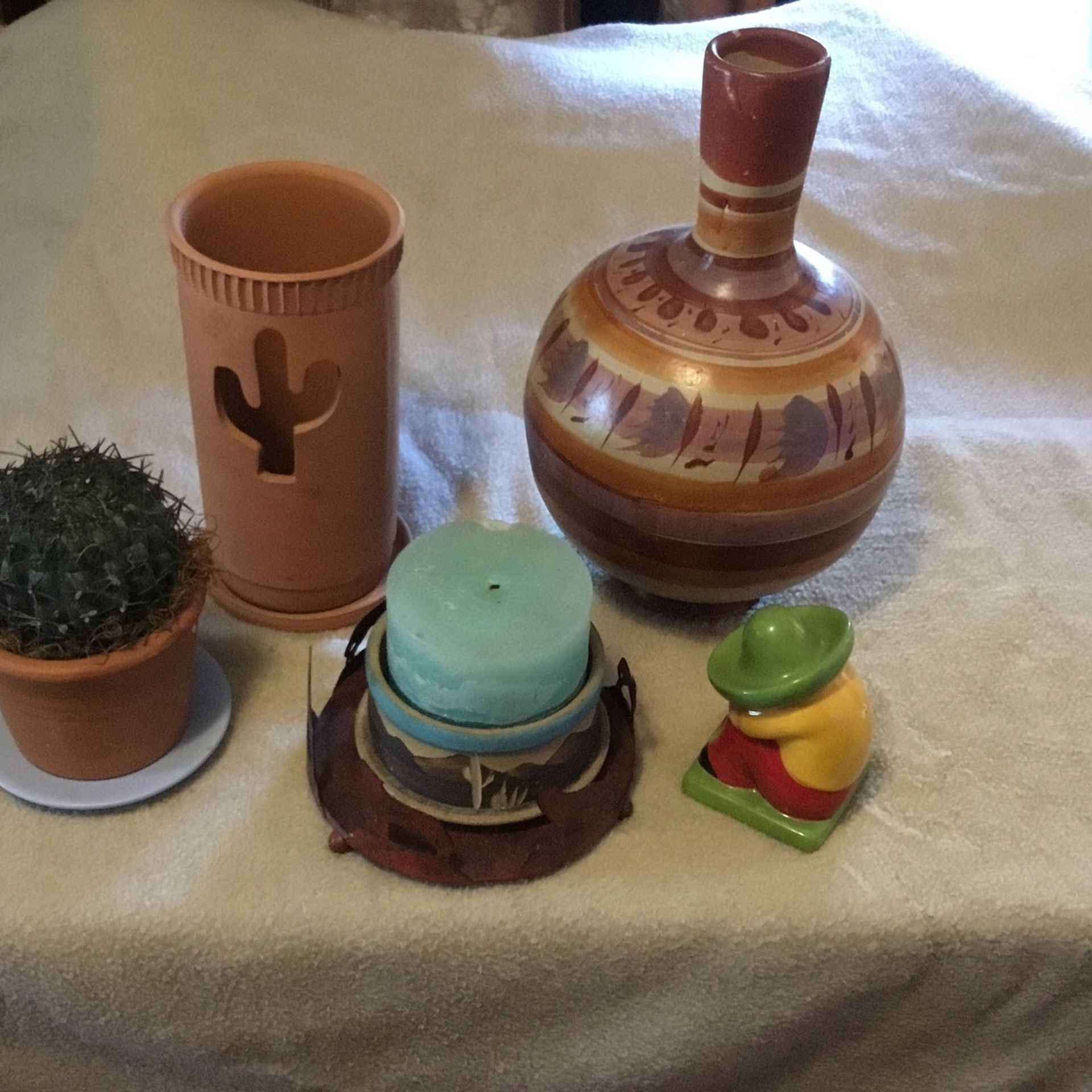 Southwestern  Ceramic Decor