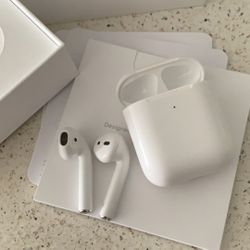 2nd Generation AirPods 