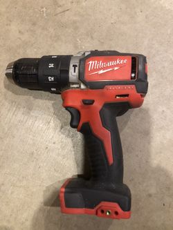 Milwaukee 2702-20 Brushless 18v Hammer Drill