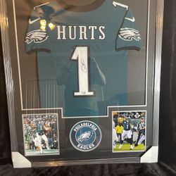 Jalen Hurts ELITE Signed / Professionally Framed Philadelphia Eagles Jersey