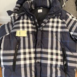 Burberry Puffer Coat 