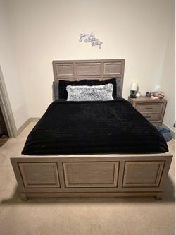 Queen Bedroom Suite
