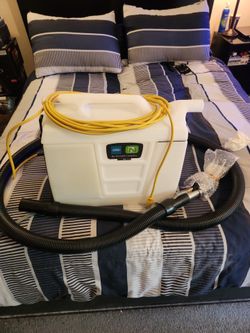 Tennant extractor 2gal model EX-Spot-2 brand new still in box