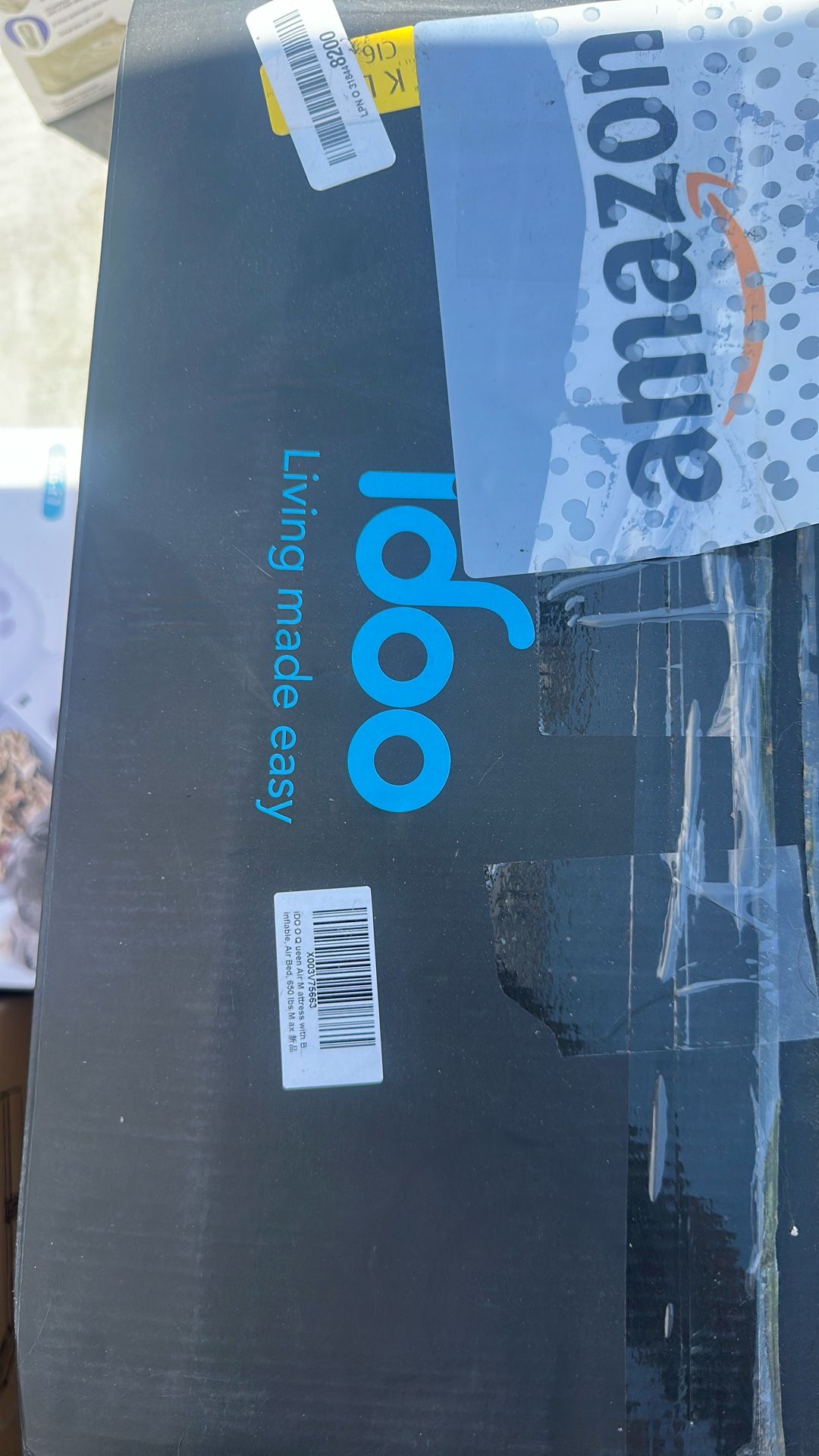 iDOO Queen Air Mattress with Built in Pump, 18 Raised Comfort Blow up Mattress, Upgraded Four Chamber Airbed, Inflatable Mattress for Guests and Home,