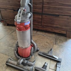 Dyson DC25 Ball Upright Vacuum


