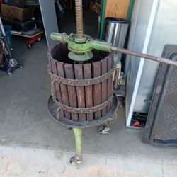 Vintage Fruit Juicer & Crusher Wine Or Cider Making