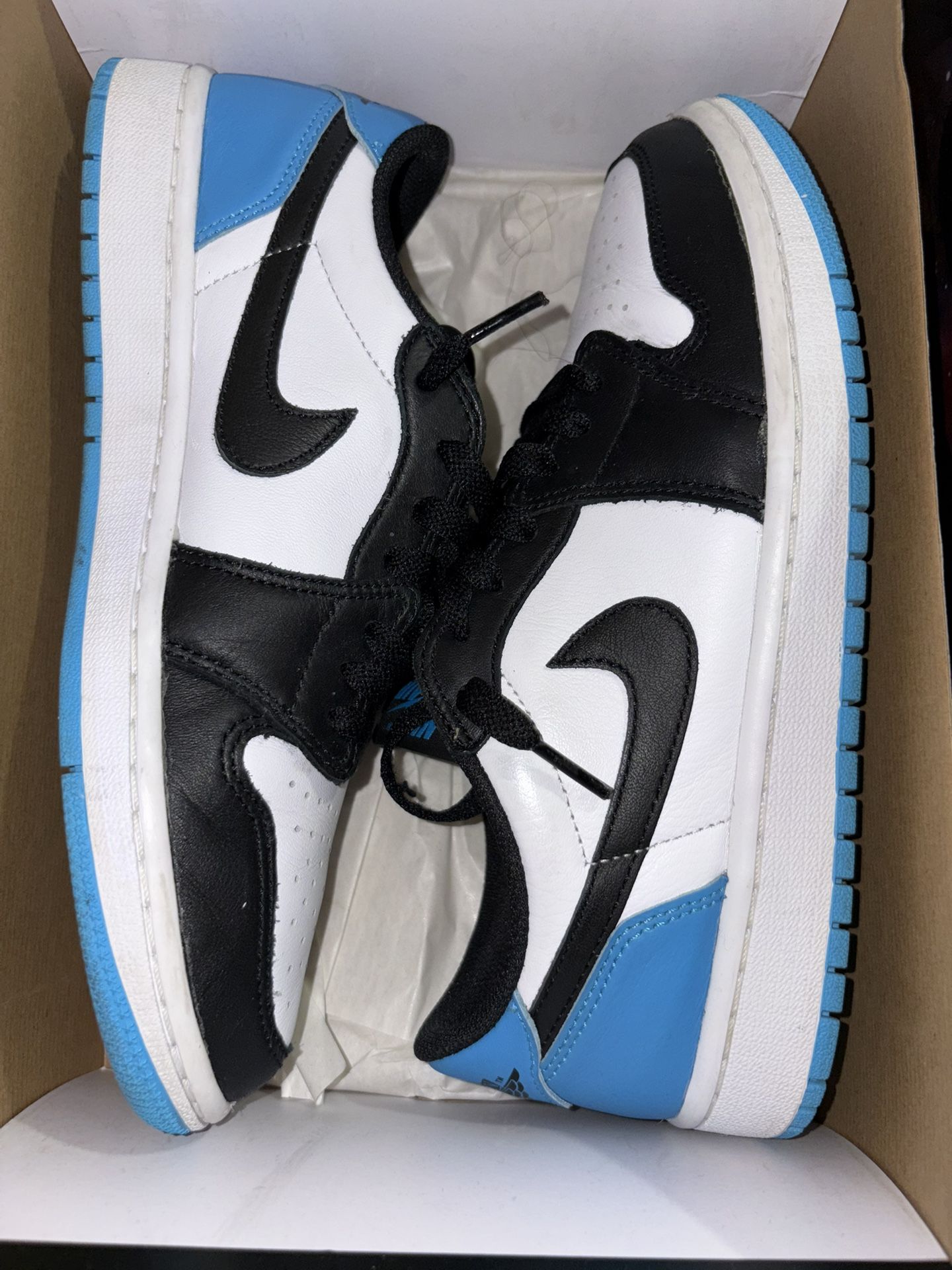 Jordan 1 Lows All Size 7.5men/9woman 