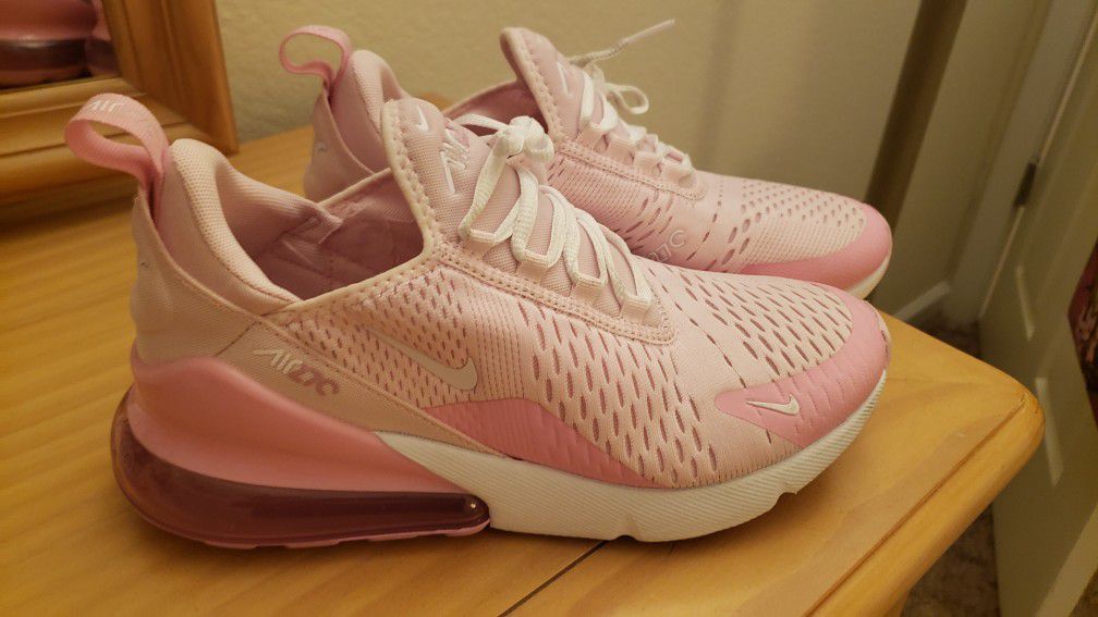 Nikes Women's Shoes- Pink Sz 7Y