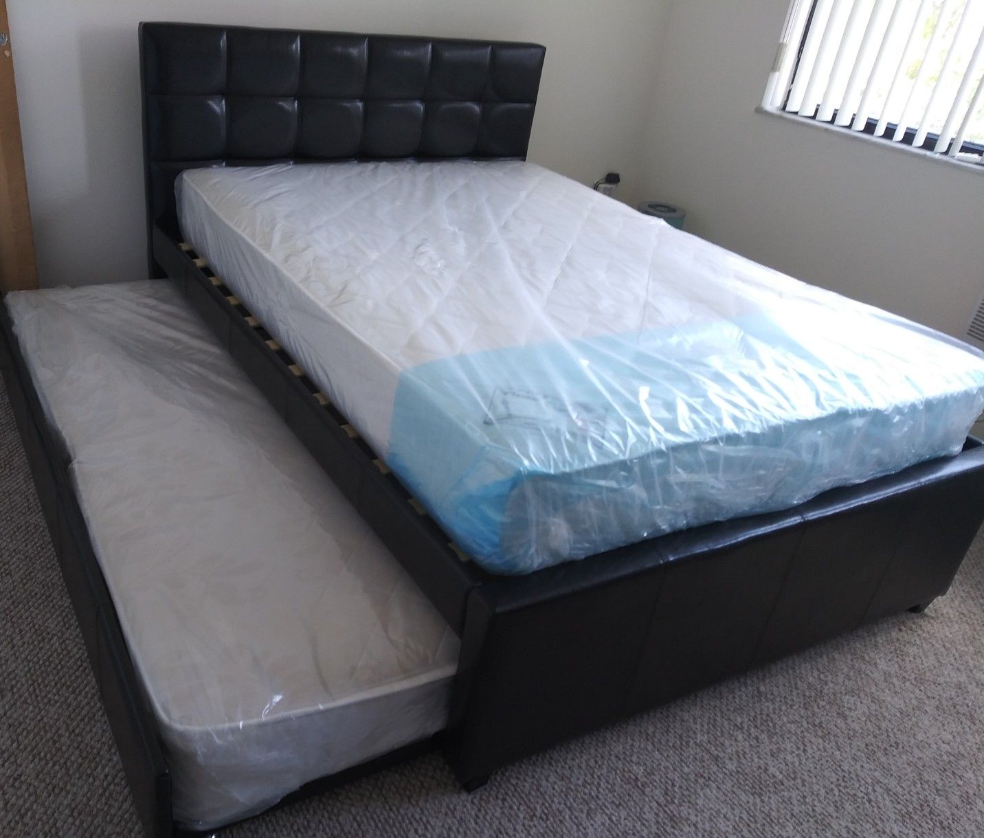 Full Twin trundle bed with mattress brand new free delivery