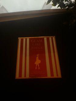 Glam Girl Rouge Perfume Box