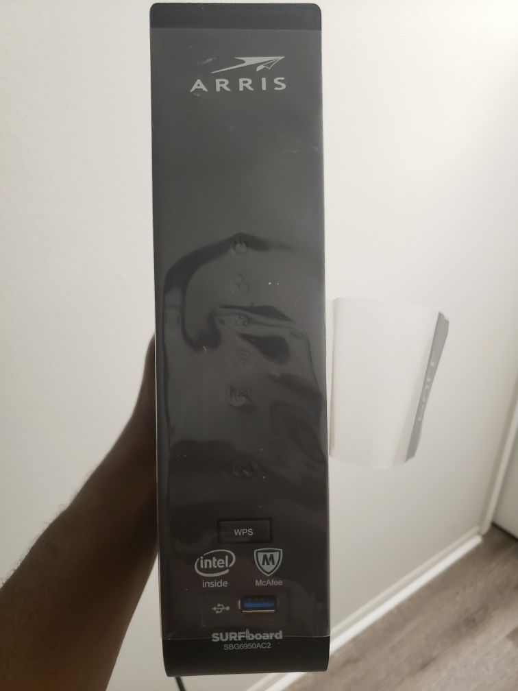 Arris surfboard modem and router