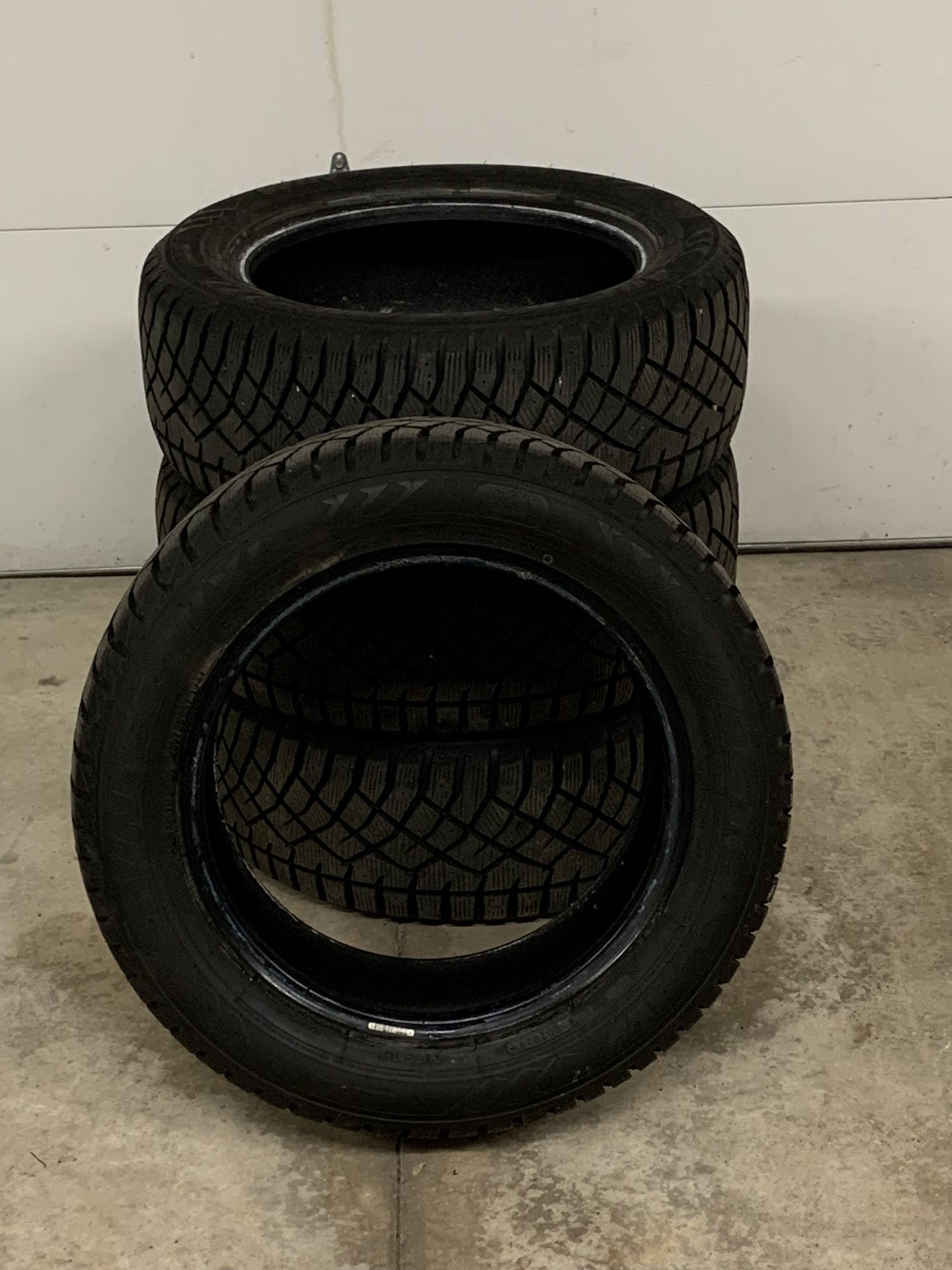 Arctic Claw Snow Tires