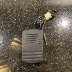 Foot Pedal for Musical Instruments that use 2.5mm Connector